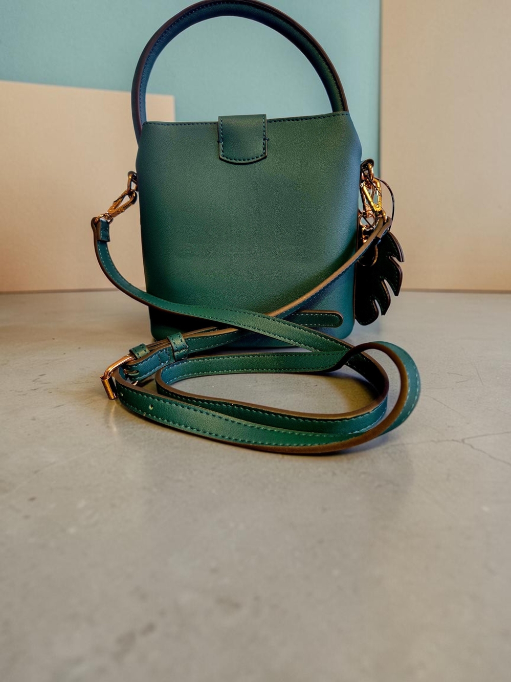 NEW Nanette Lepore Isabela Mediterranean Convertible Bucket Bag Purse Green NWT - Picture 7 of 10